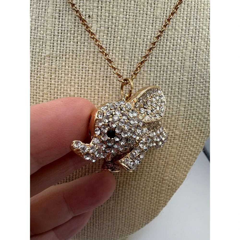 Sparkling Elephant Pendant Necklace Gold Tone Rhinestone Charm Statement Jewelry